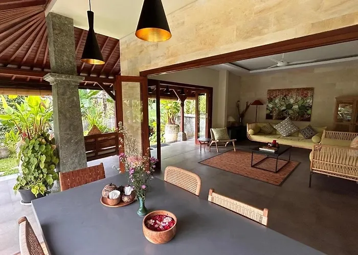 Villa 2br With Private Pool And Kitchen In